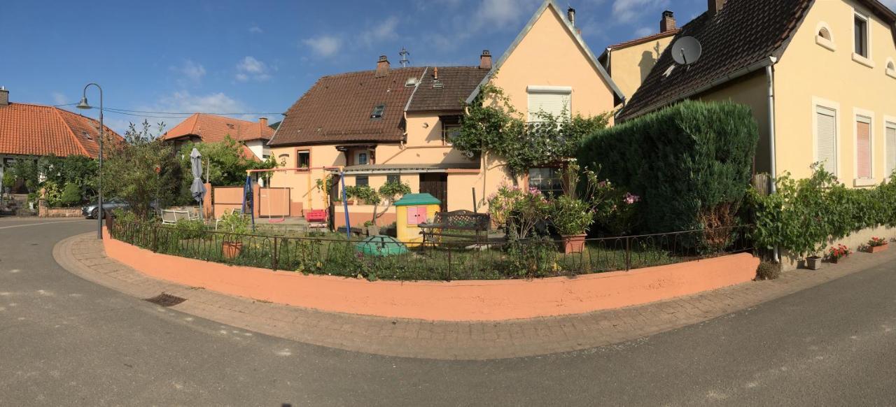 Ferienwohnung Suedpfalzblick Burrweiler Ngoại thất bức ảnh